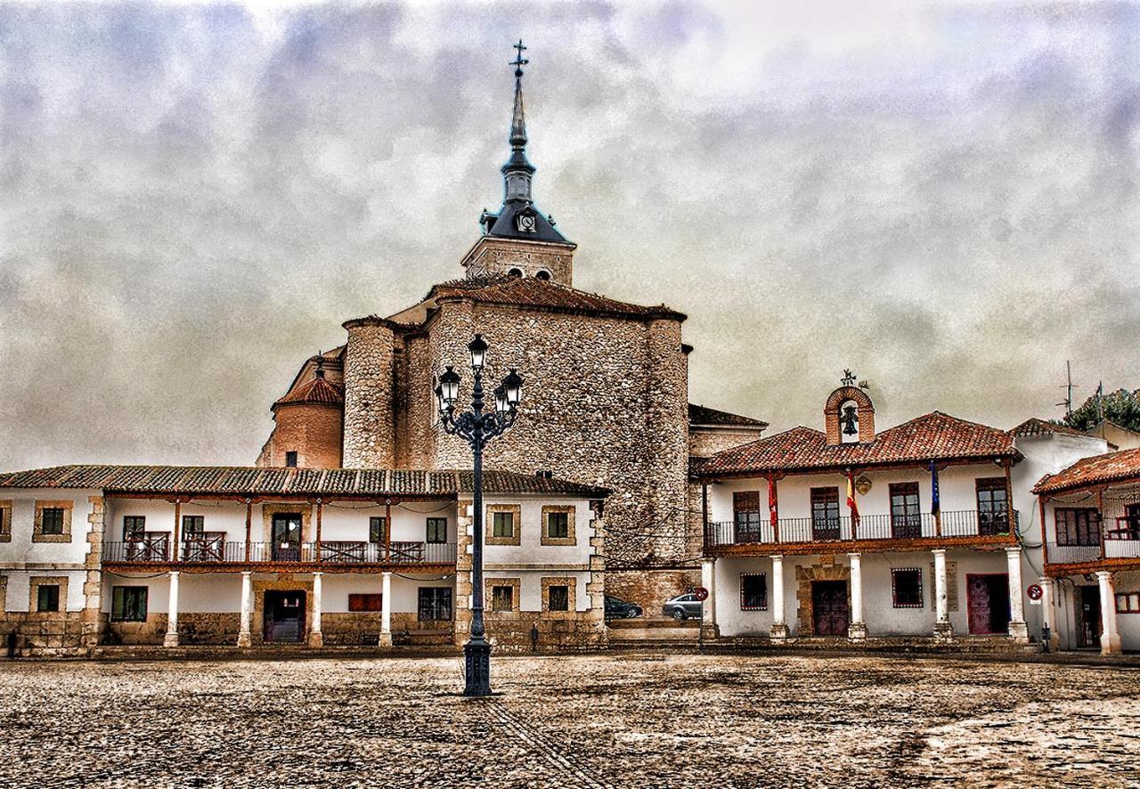 Alojamiento Colmenar De Oreja Plaza Mayor Bagian luar foto