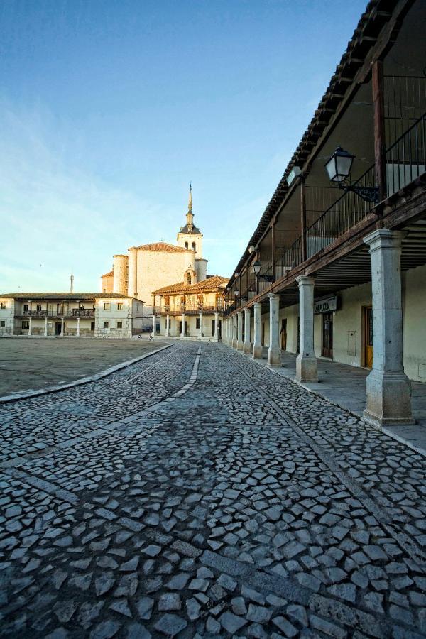 Alojamiento Colmenar De Oreja Plaza Mayor Bagian luar foto